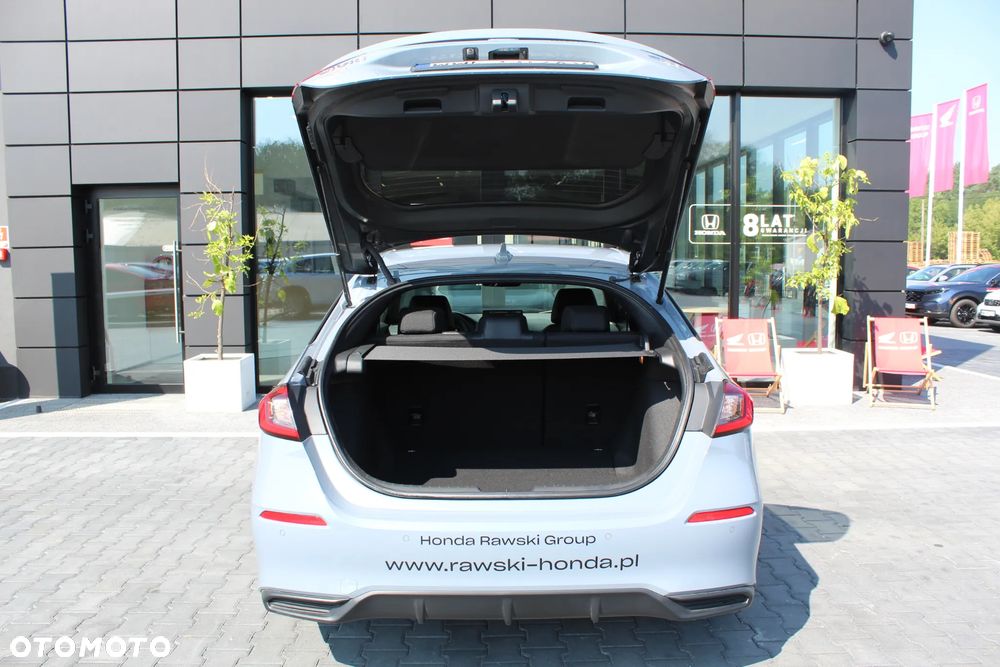 Honda Civic 2.0 i-MMD Sport CVT - 24