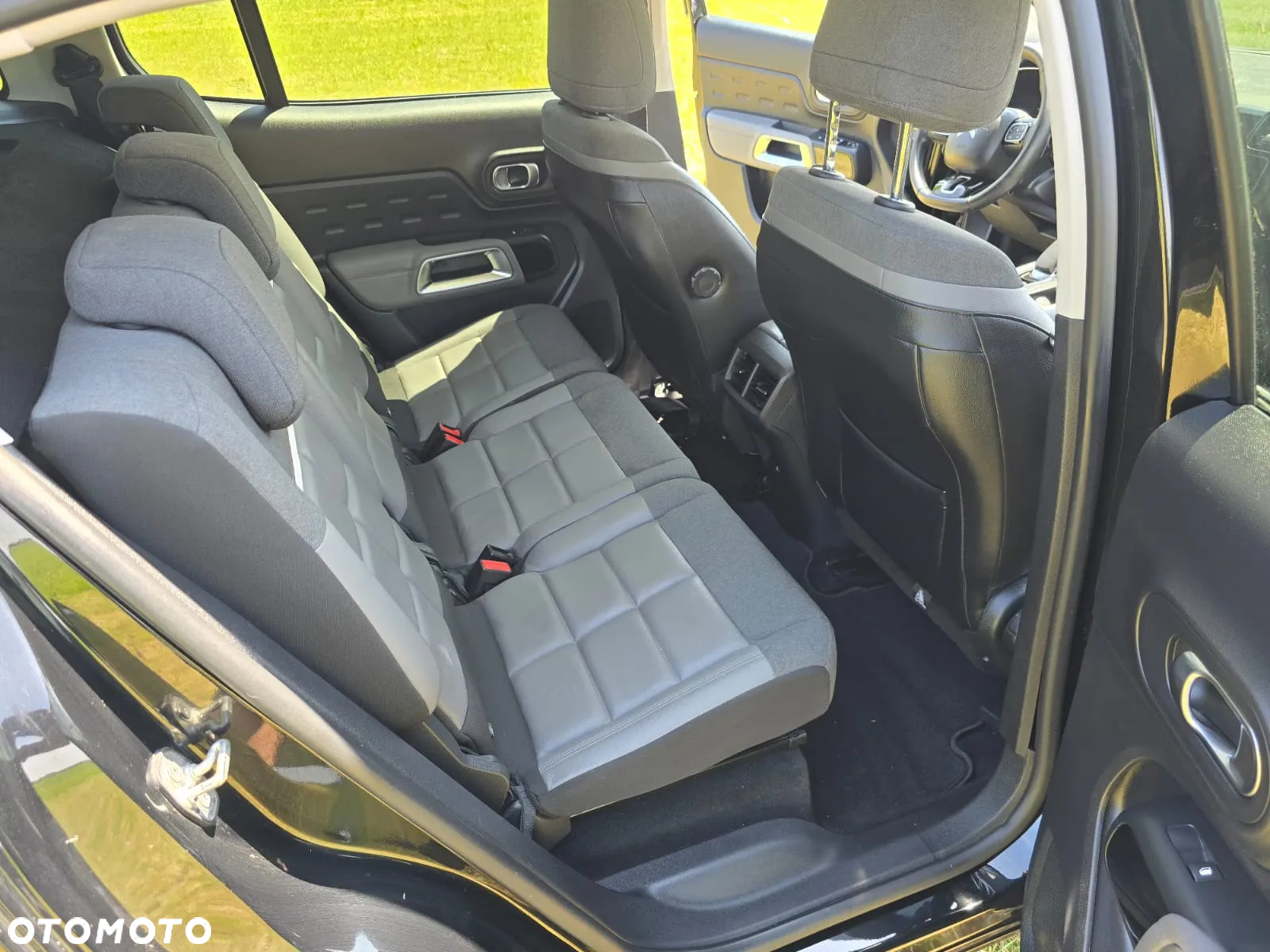 Citroën C5 Aircross Hybrid 225 e-EAT8 ë-SERIES - 11