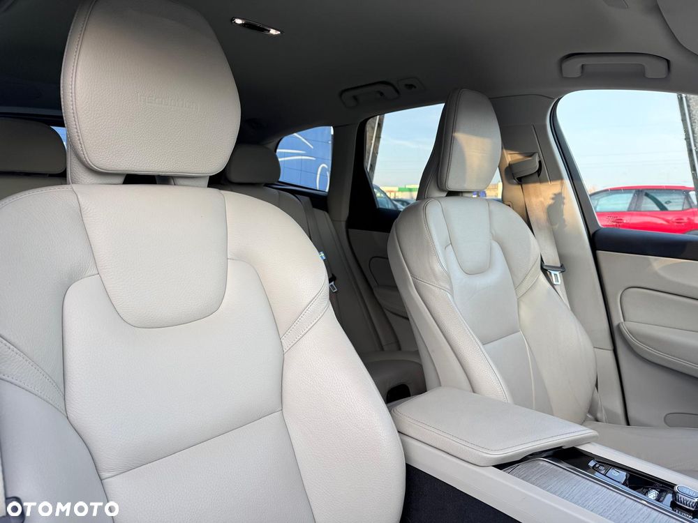 Volvo XC 60 D4 Geartronic Inscription - 17