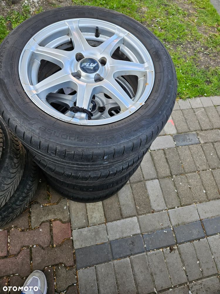 Toyota Yaris 1.0 Luna A/C - 33
