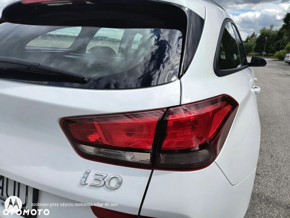 Hyundai i30 1.6 D Comfort - 18