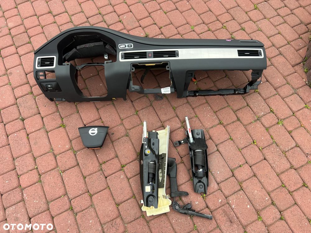 DESKA KONSOLA KOKPIT PODUSZKA PASY VOLVO XC70 V70 S80 II - 13