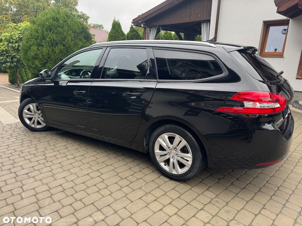 Peugeot 308 - 18