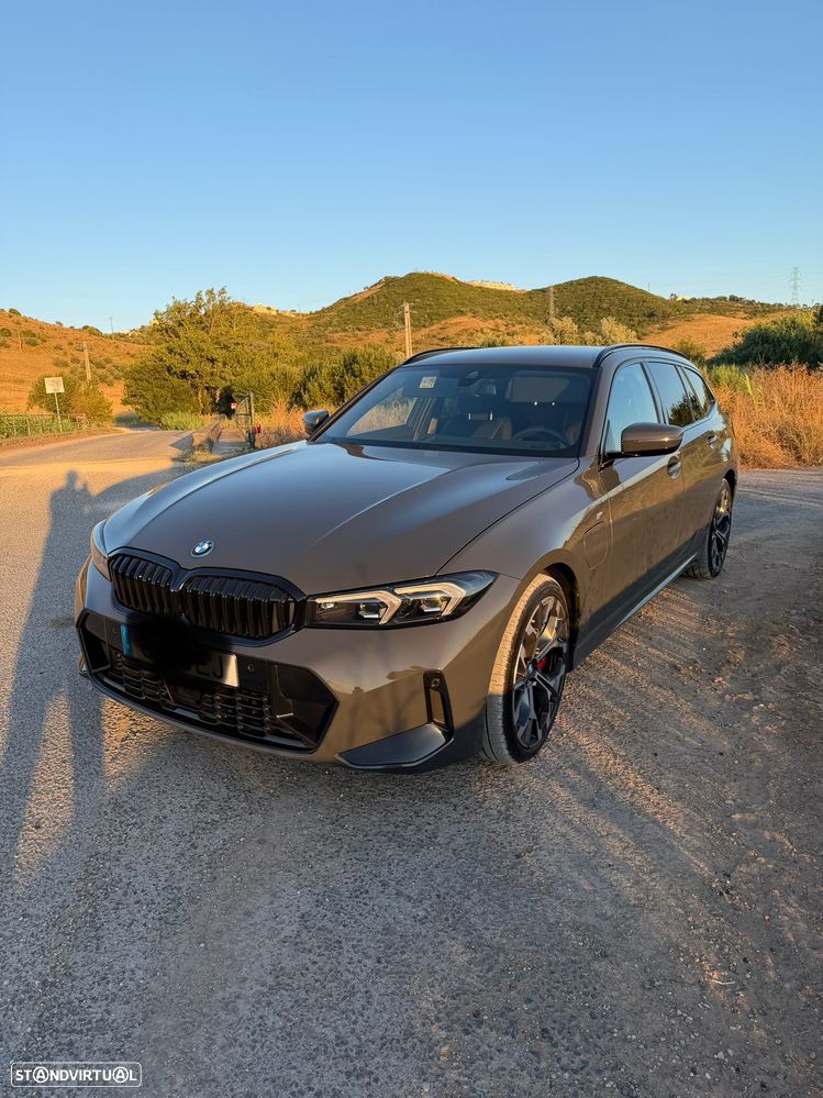 BMW 330 e Pack Desportivo M Pro Auto - 22