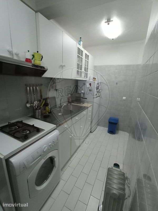 Apartamento T0 para arrendamento - Grande imagem: 2/5