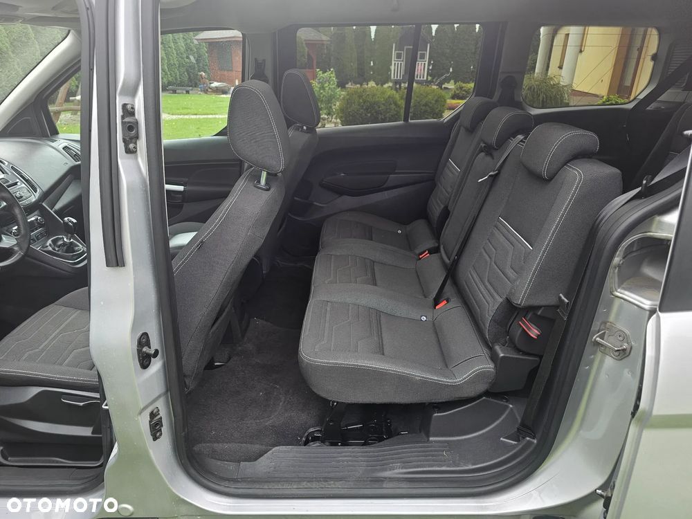 Ford Tourneo Connect Grand - 5