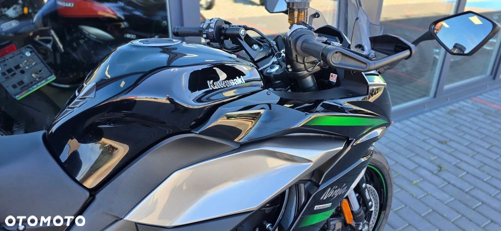 Kawasaki Ninja 1000 SX - 11