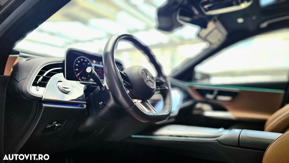 Mercedes-Benz E 300 9G-TRONIC AMG Line - 24