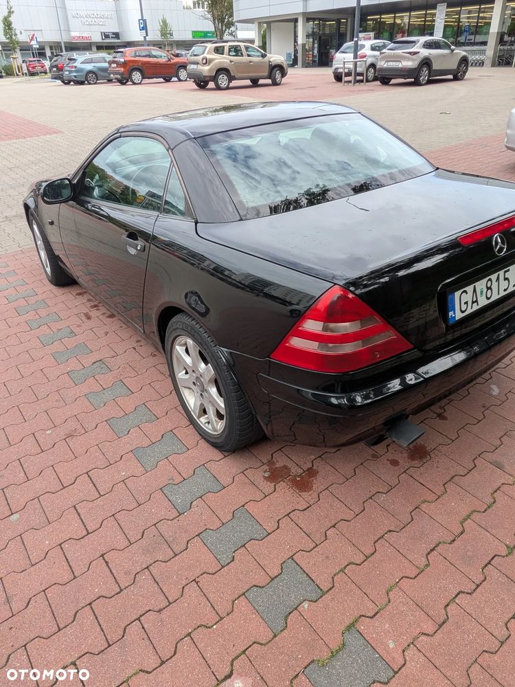 Mercedes-Benz SLK 200 - 7