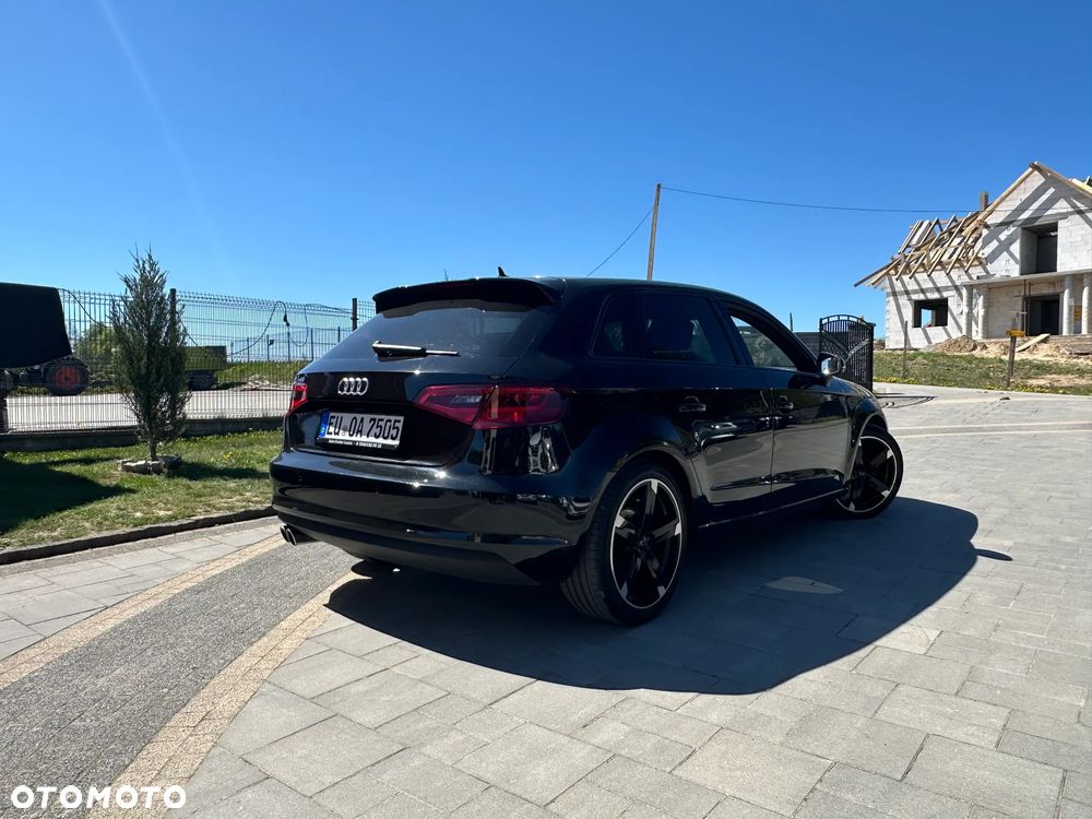 Audi A3 Sportback 2.0 TDI (clean diesel) S tronic S line Sportpaket - 6