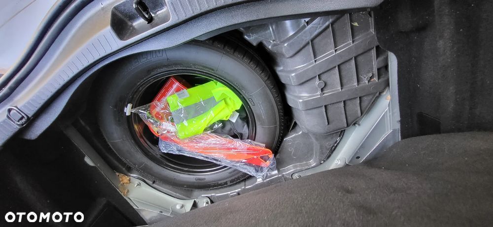 Renault Scenic ENERGY dCi 110 EDC INTENS - 12