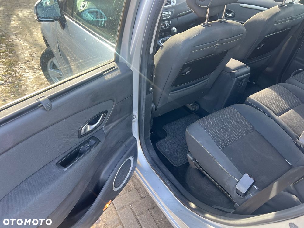 Renault Scenic 1.9 dCi Confort Expression - 6