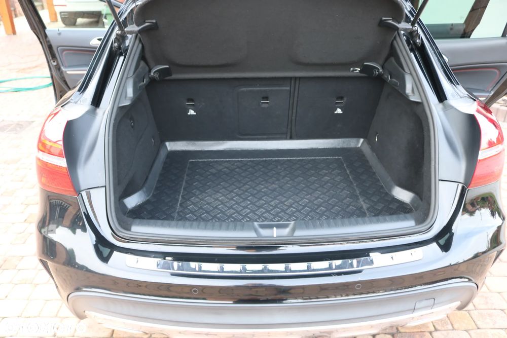 Mercedes-Benz GLA 200 d 4Matic 7G-DCT AMG Line - 14