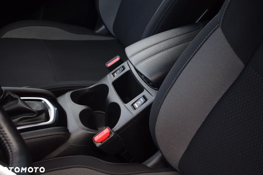 Nissan Qashqai - 24