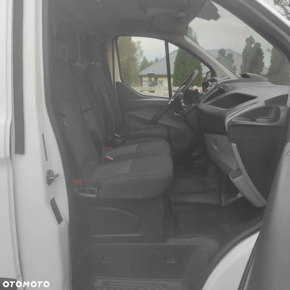 Ford Transit Custom - 15