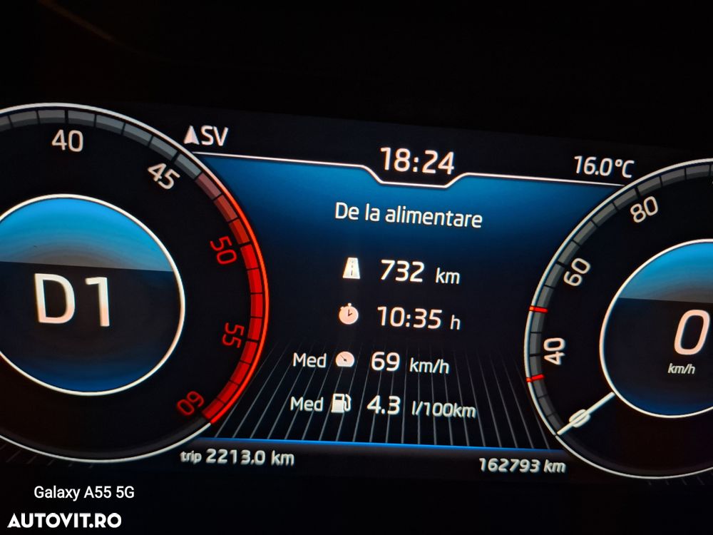 Skoda Superb 2.0 TDI DSG Style - 26