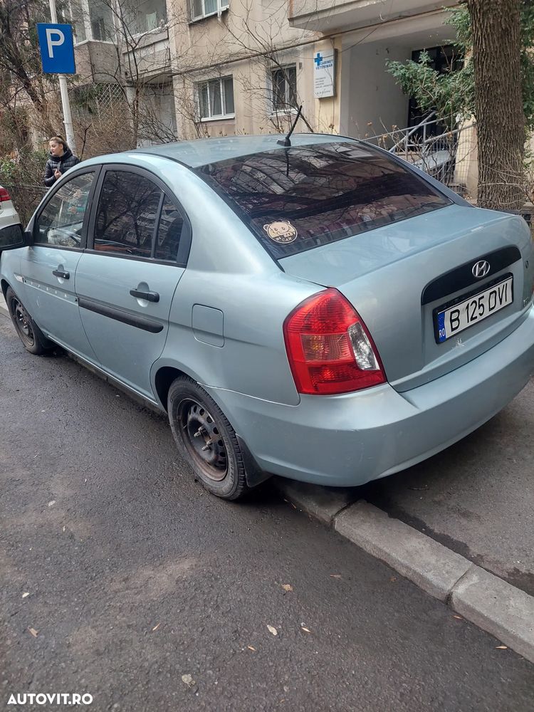 Hyundai Accent MC 1.5 CRDI 4DR GL COMFORT - 5