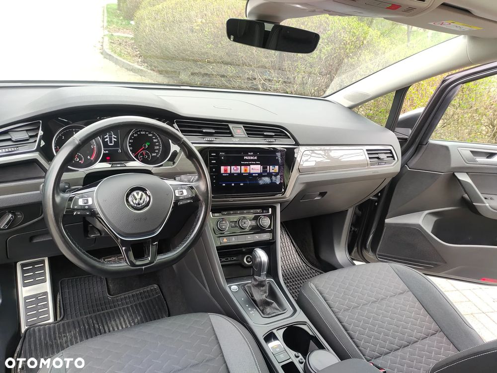 Volkswagen Touran 1.6 TDI SCR (BlueMotion Technology) DSG Comfortline - 17