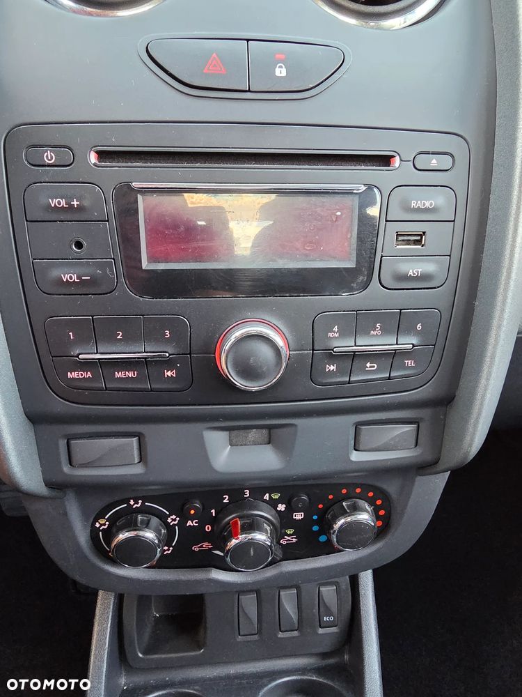 Dacia Duster 1.6 16V 105 4x2 Essentiel - 10