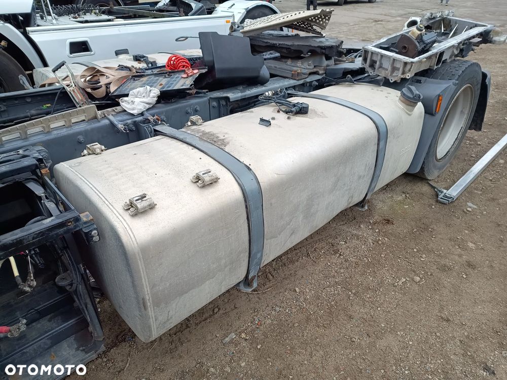 Zbiornik paliwa DAF 106 Mega 690 dm3 1945569 - 2