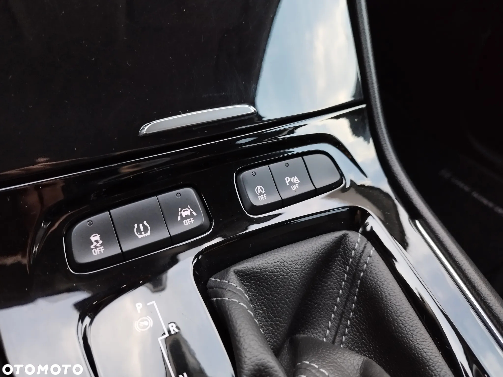 Opel Grandland X 1.6 DStart/Stop Automatik Business INNOVATION - 17