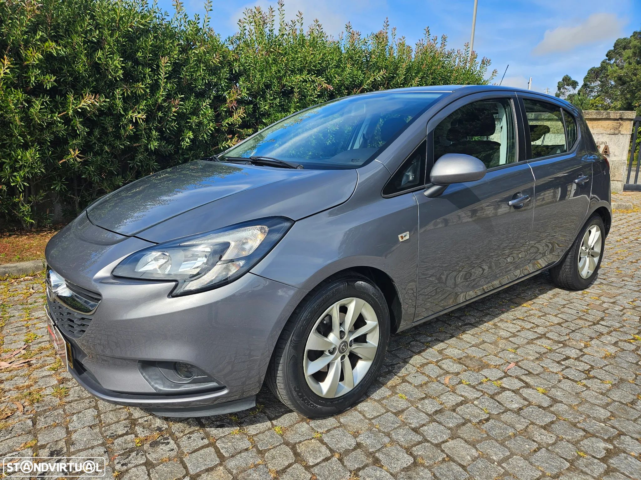Opel Corsa 1.2 Edition - 1
