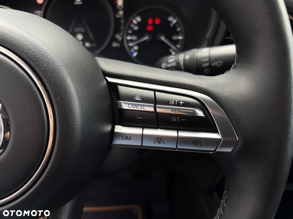 Mazda CX-30 SKYACTIV-X 2.0 M-Hybrid - 25