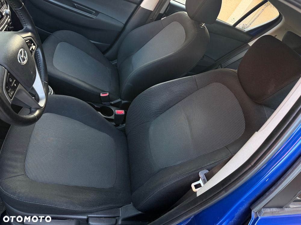 Hyundai i20 1.1 CRDi Trend - 8