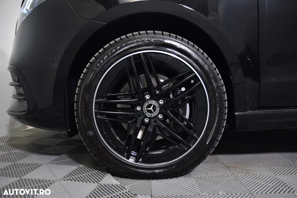 Mercedes-Benz V - 14