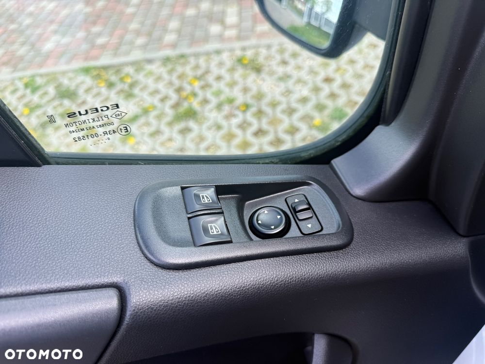 Renault Master - 19