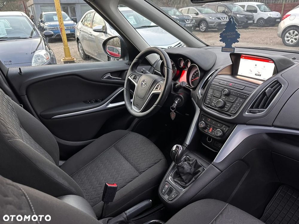 Opel Zafira - 17