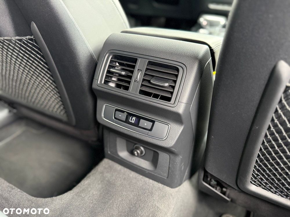Audi Q5 Sportback - 16