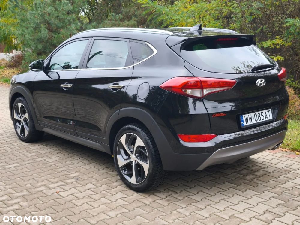 Hyundai Tucson 2.0 CRDI 4WD Automatik Style - 11
