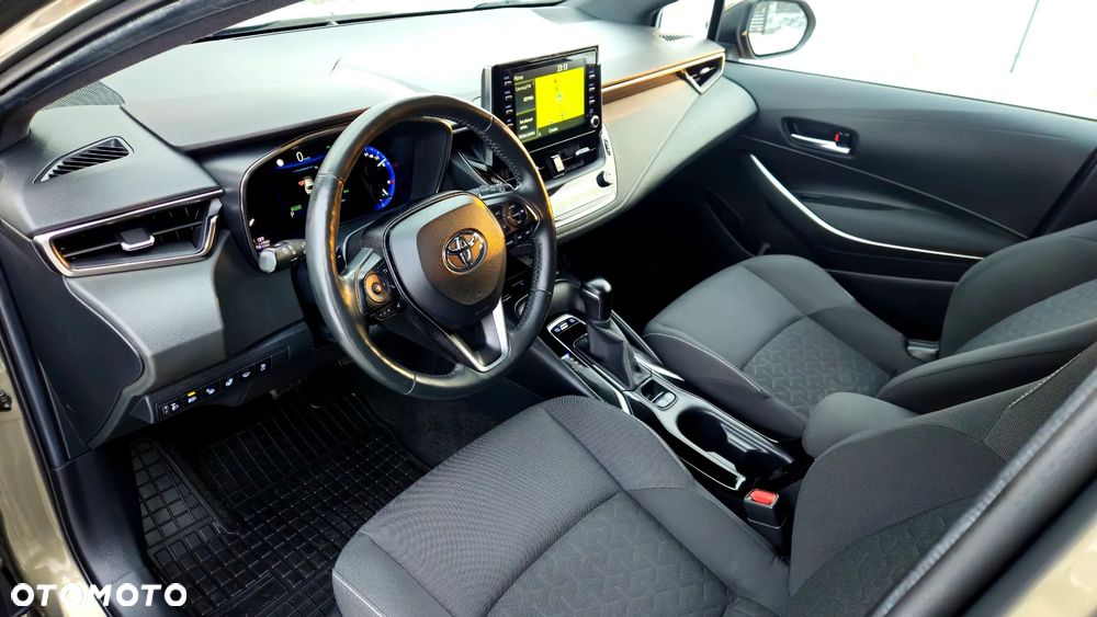 Toyota Corolla 2.0 Hybrid Comfort - 15