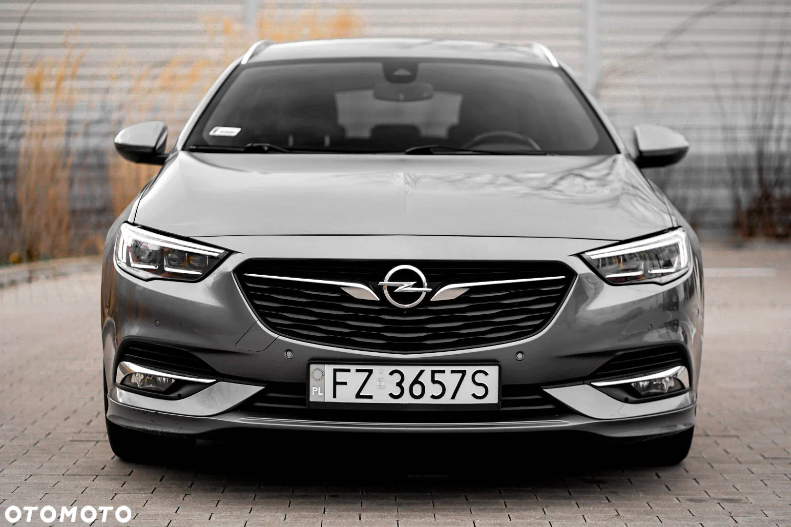 Opel Insignia Sports Tourer 2.0 Diesel Ultimate Exclusive - 2