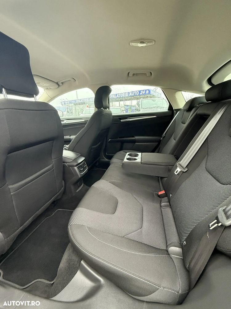 Ford Mondeo - 14