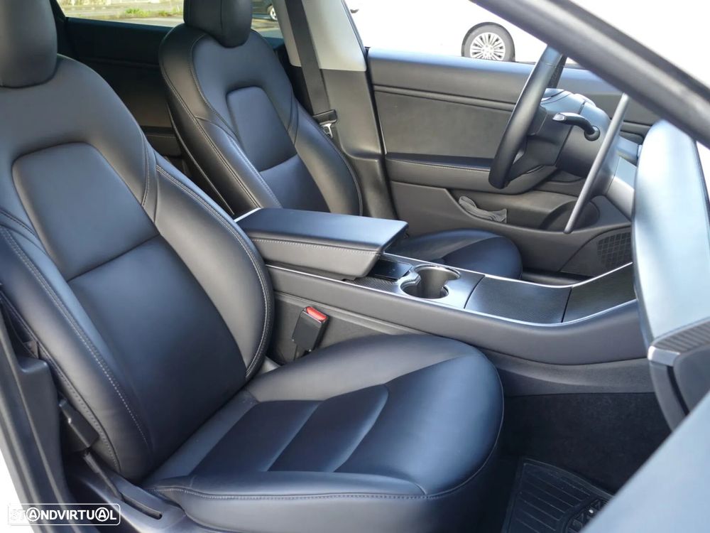 Tesla Model 3 Performance Dual Motor AWD - 28