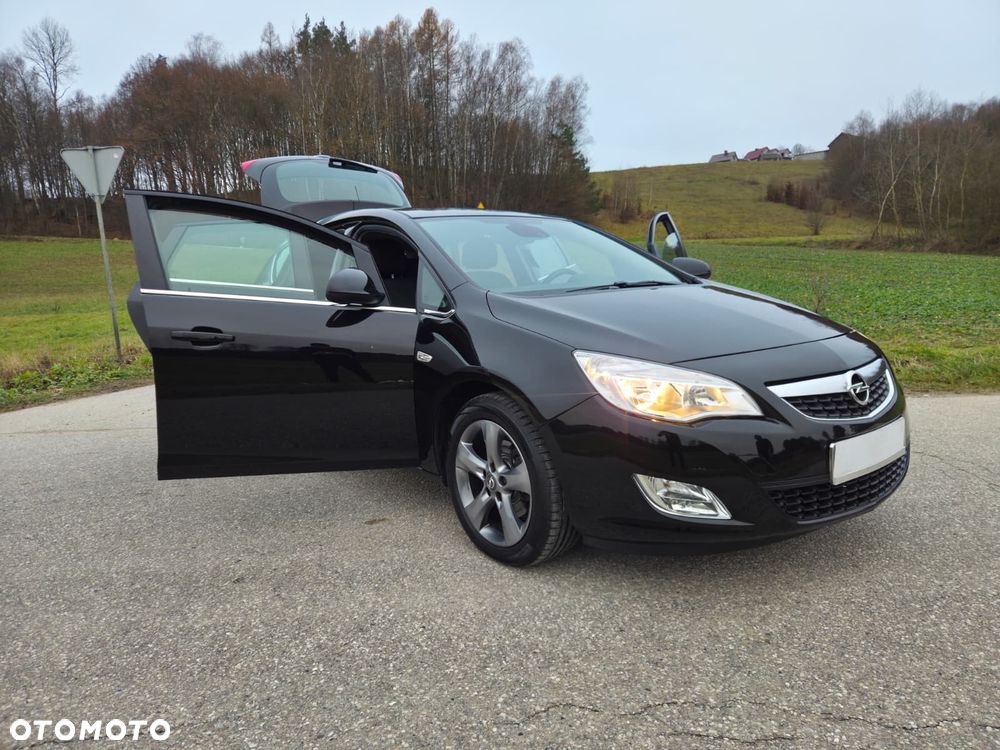 Opel Astra 1.7 CDTI Enjoy - 21