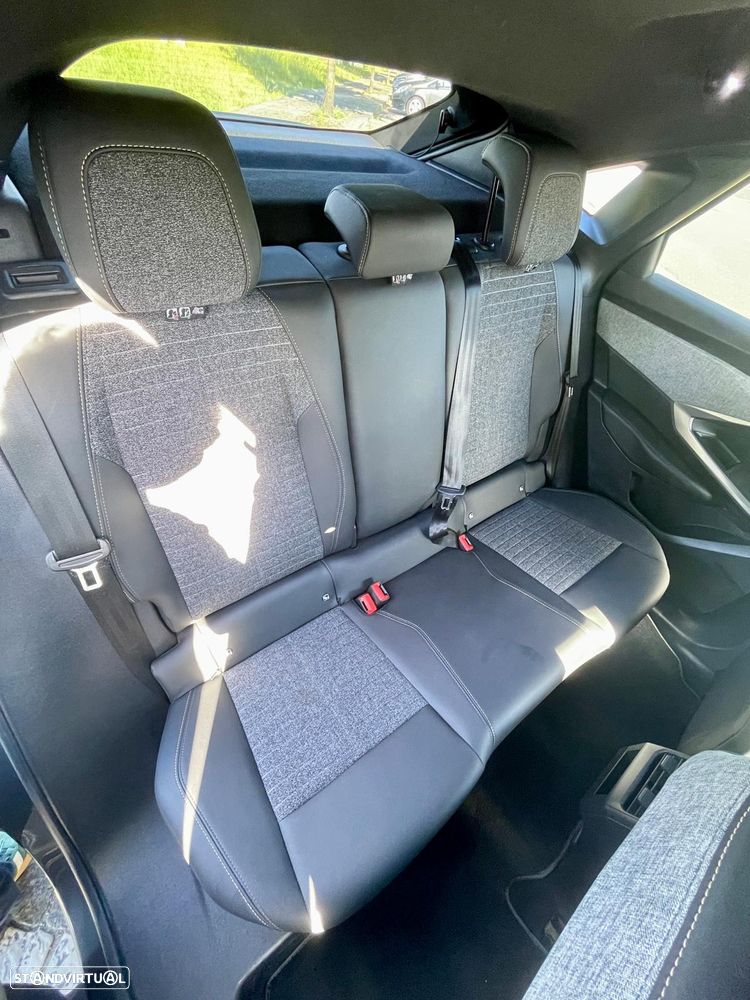 Peugeot 3008 Hybrid 145 e-DSC6 Allure - 12
