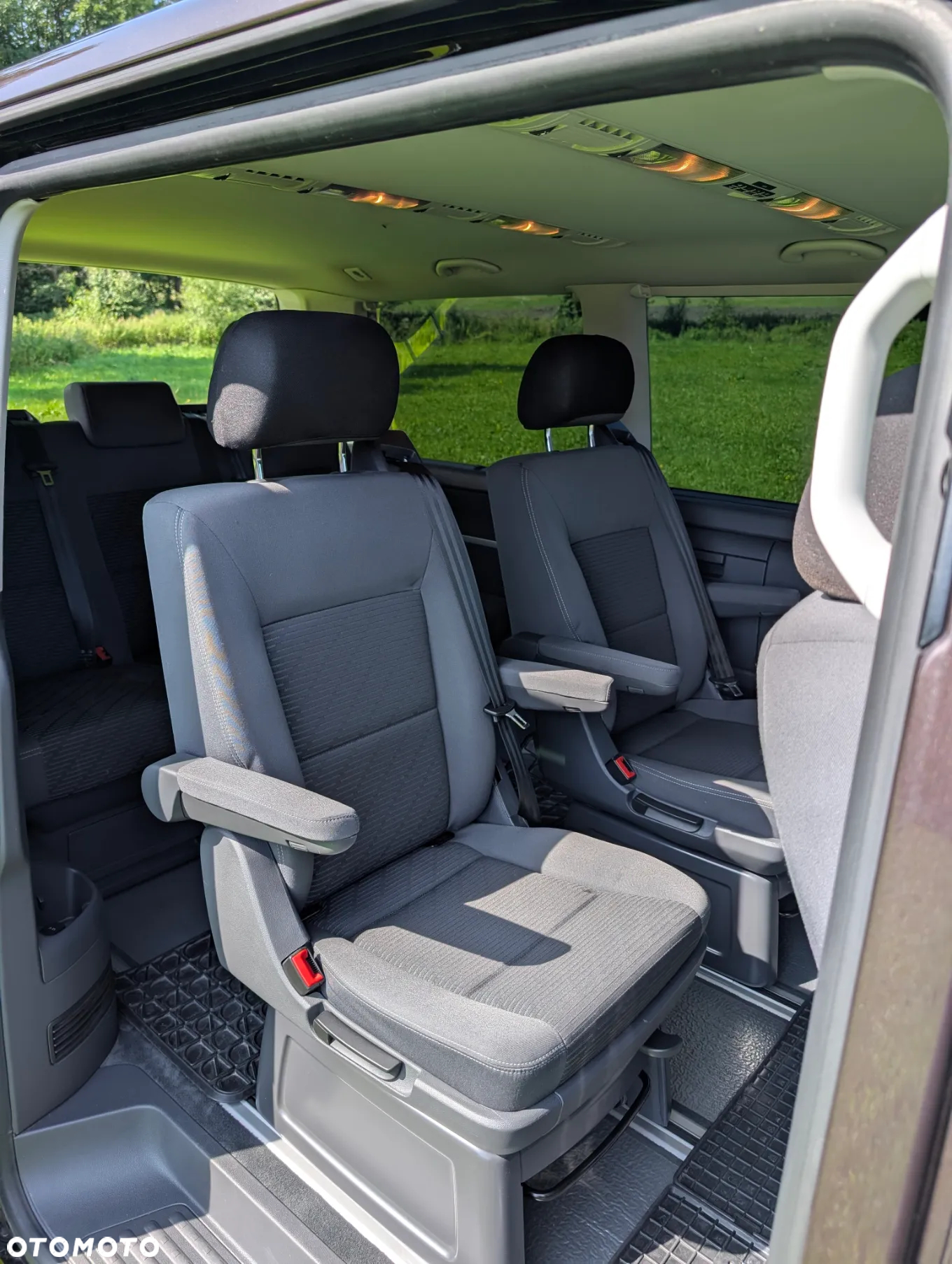 Volkswagen Multivan TDI L1 Comfortline - 9