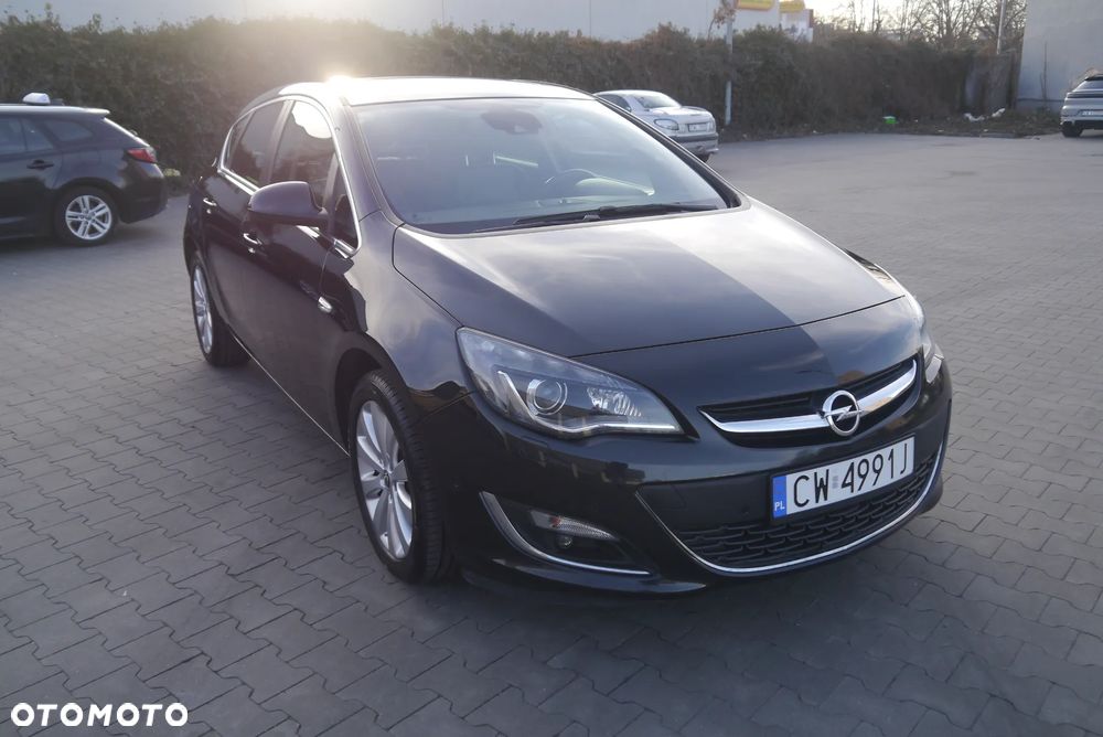 Opel Astra 1.4 Turbo Exklusiv - 17