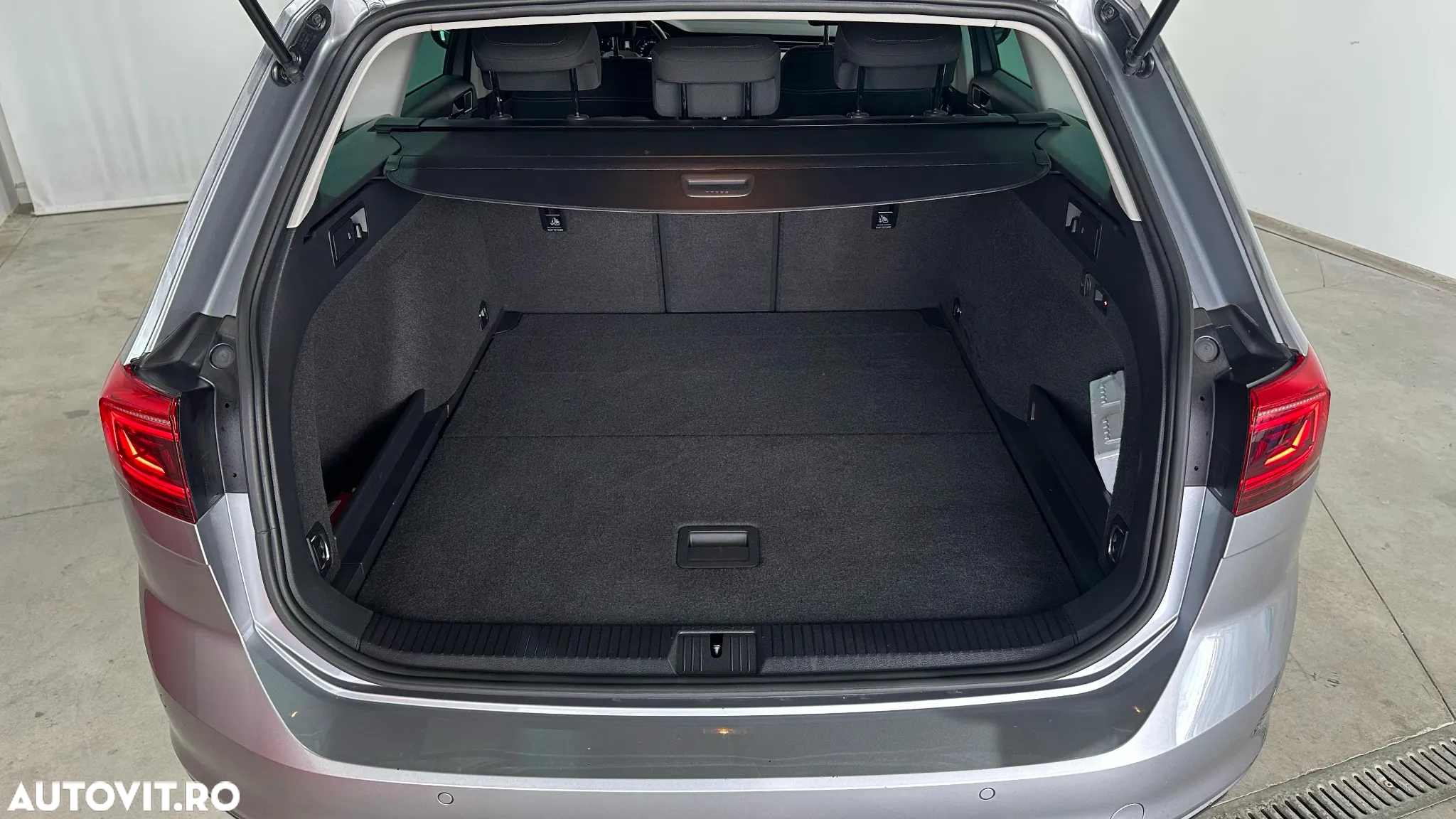 Volkswagen Passat 1.5 TSI ACT DSG Highline - 14