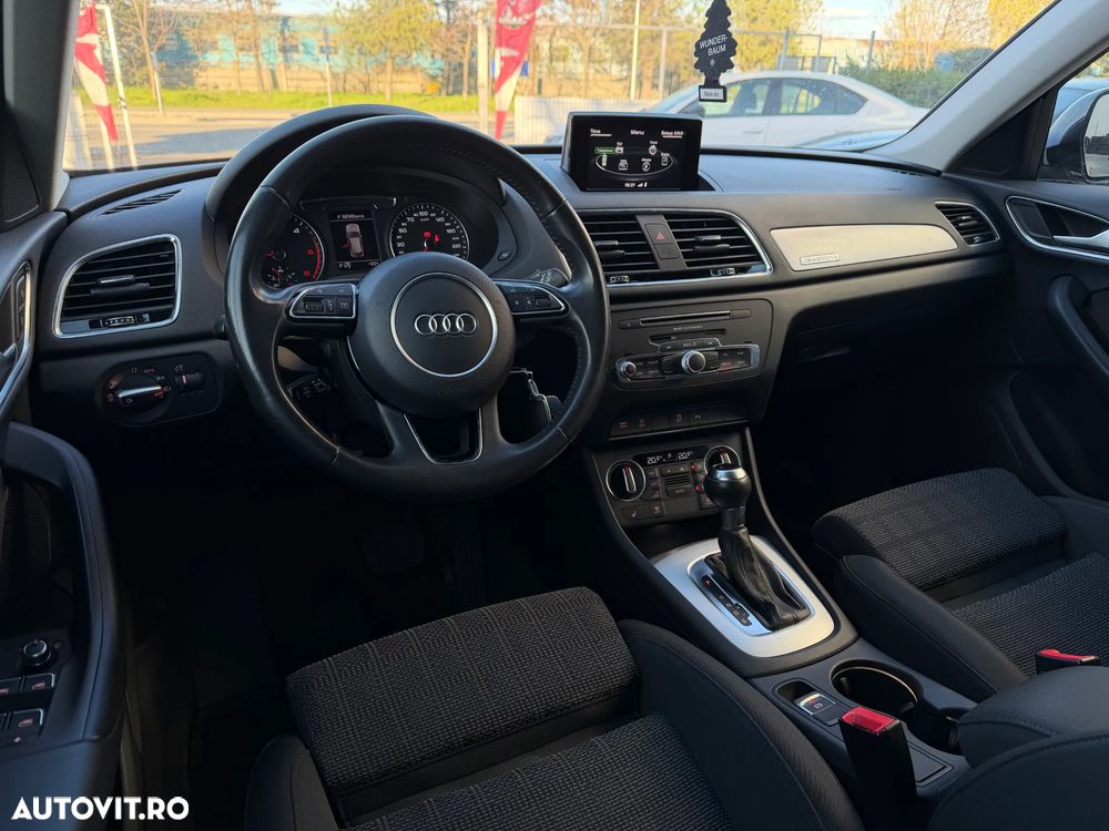 Audi Q3 - 10