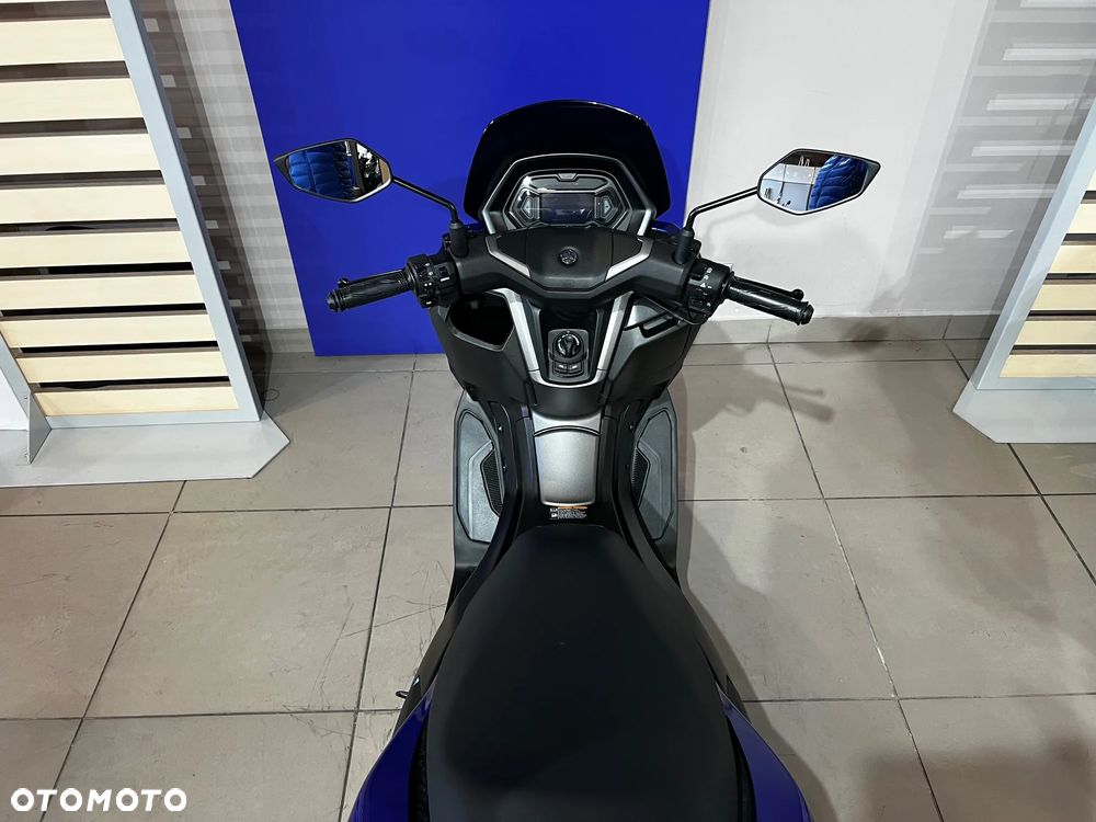 Yamaha NMAX - 6