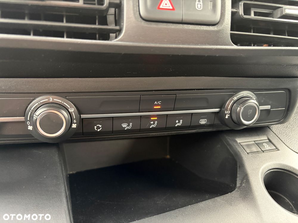 Toyota Proace City - 35