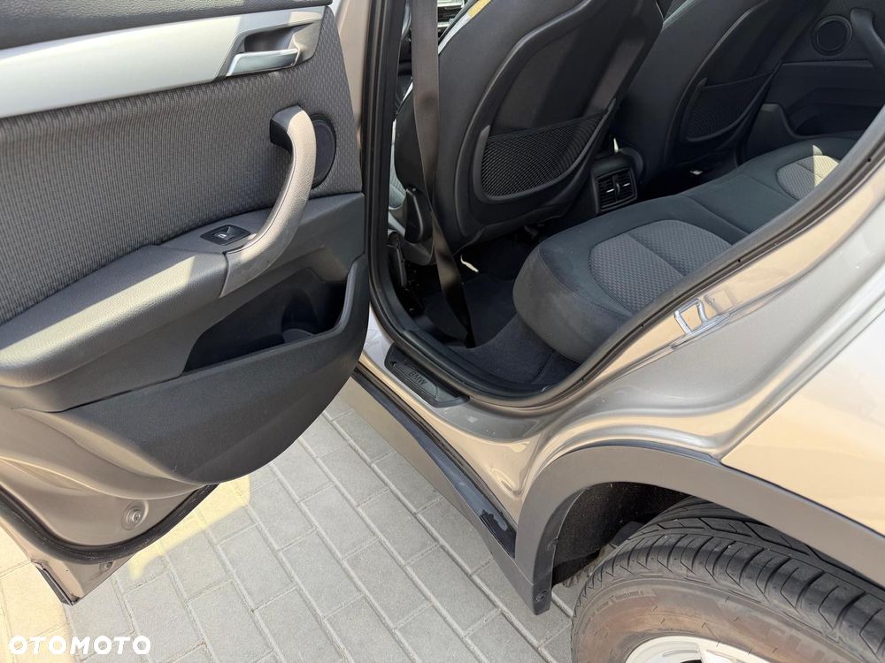 BMW X1 - 8