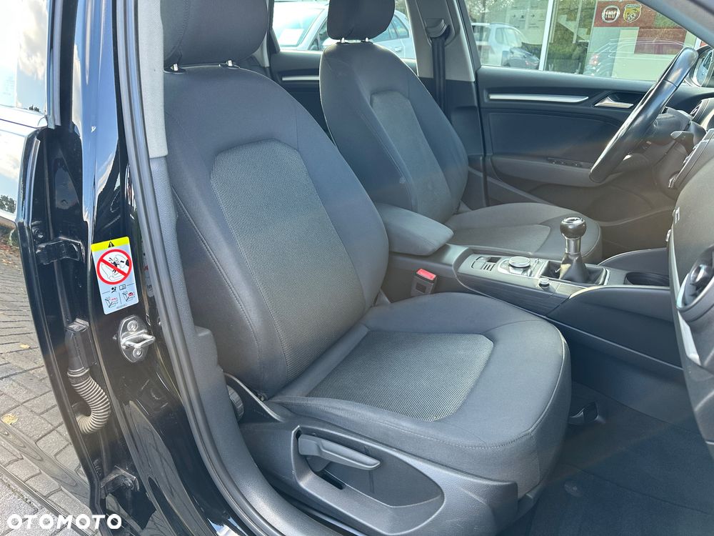 Audi A3 Sportback - 16