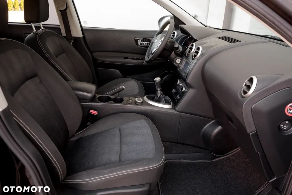 Nissan Qashqai 2.0 4x4 Tekna - 28