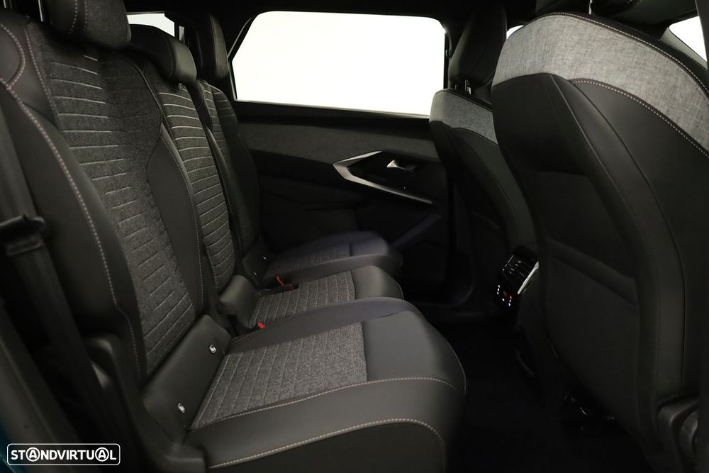 Peugeot 5008 1.2 Hybrid Allure e-DCS6 - 20
