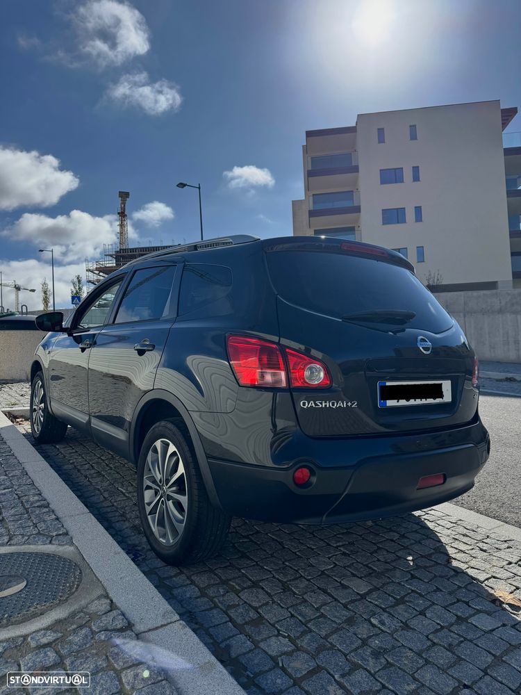 Nissan Qashqai +2 1.5 dCi Tekna Pele Preto +Navi - 2